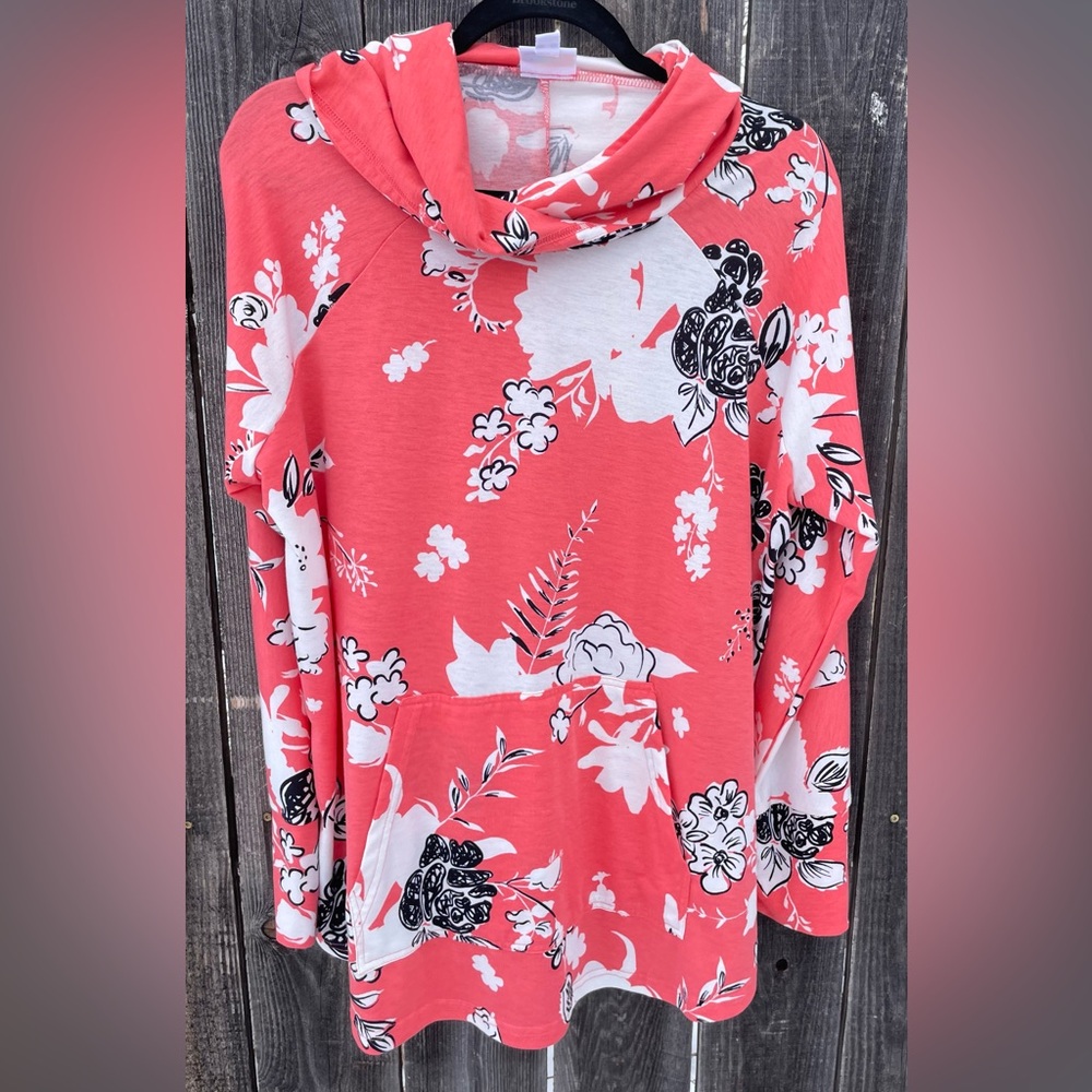 LuLaRoe Women’s Coral Hoodie. Size XL